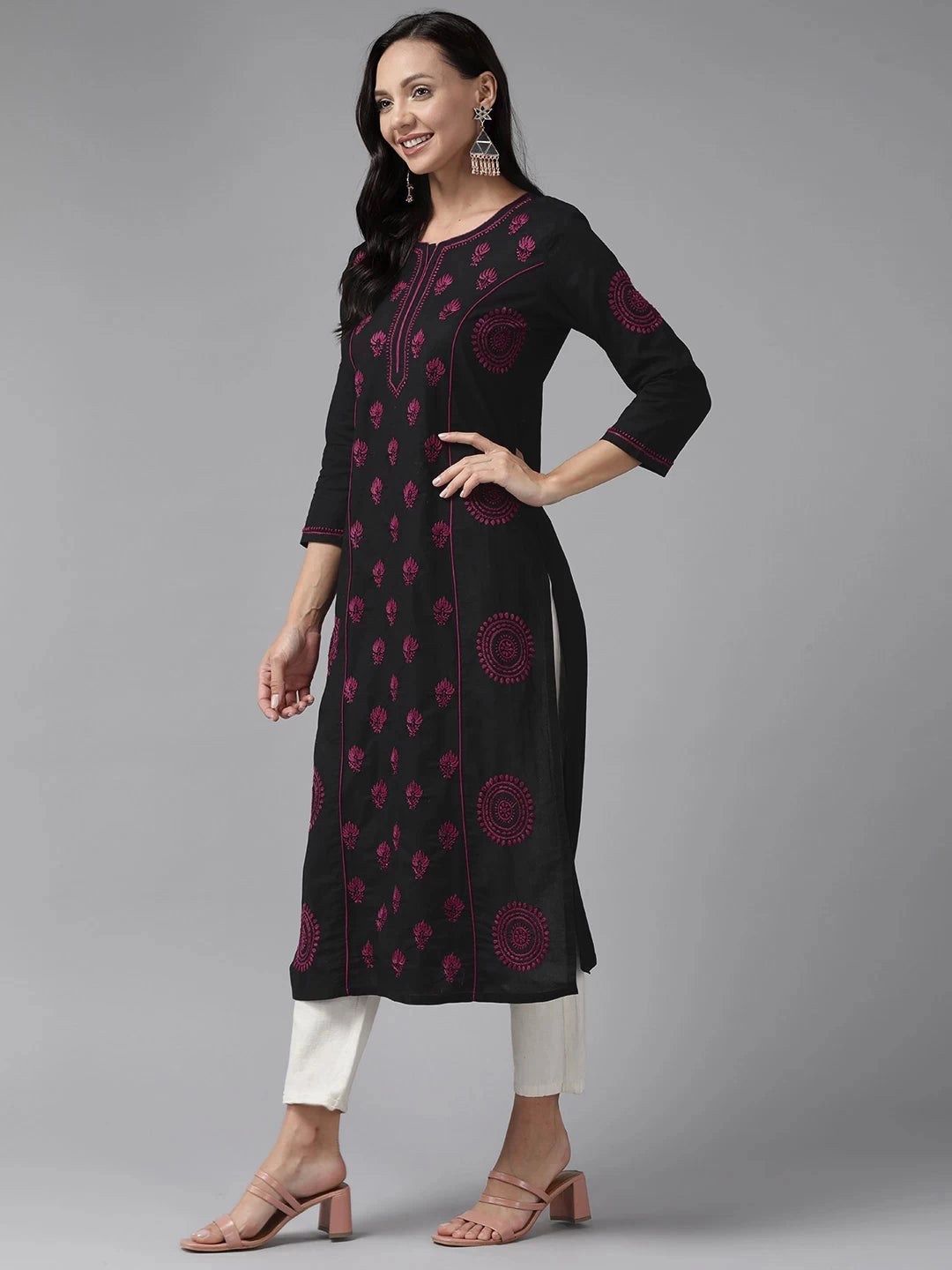 Ada Hand Embroidered Black Cotton Lucknowi Chikankari Straight Kurta A411441