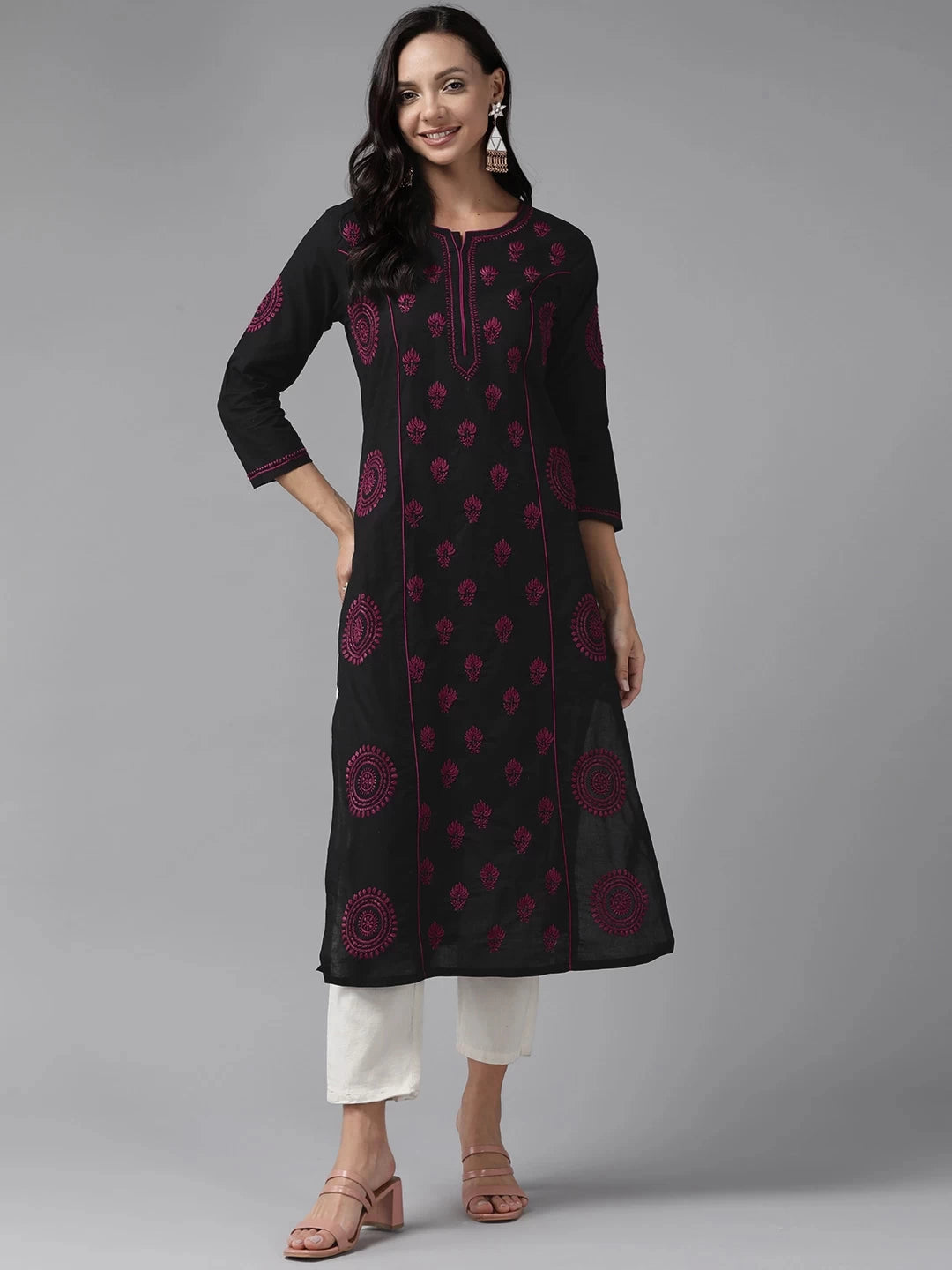 Ada Hand Embroidered Black Cotton Lucknowi Chikankari Straight Kurta A411441