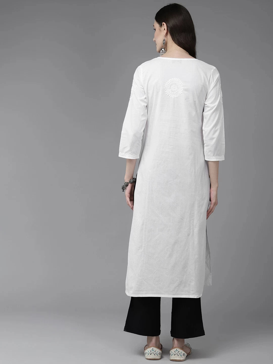 Ada Hand Embroidered White Pure Cotton Lucknowi Chikankari Straight Kurta A411470