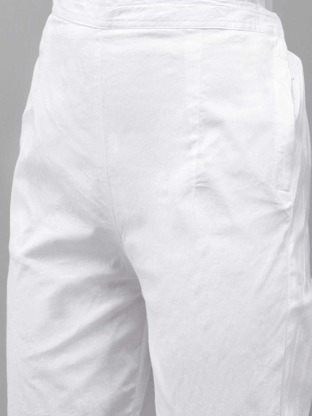 Ada Hand Embroidered White Georgette Lucknowi Chikankari Kurta Set With Slip A811205