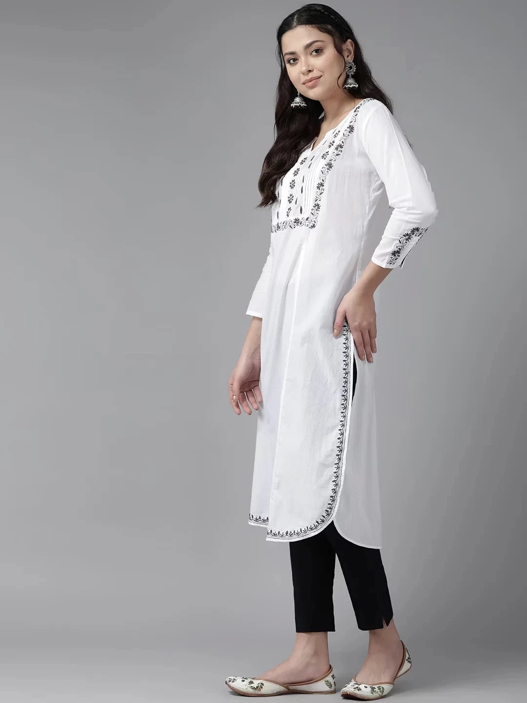 Ada Hand Embroidered White Cotton Lucknowi Chikankari Straight Kurta A411459