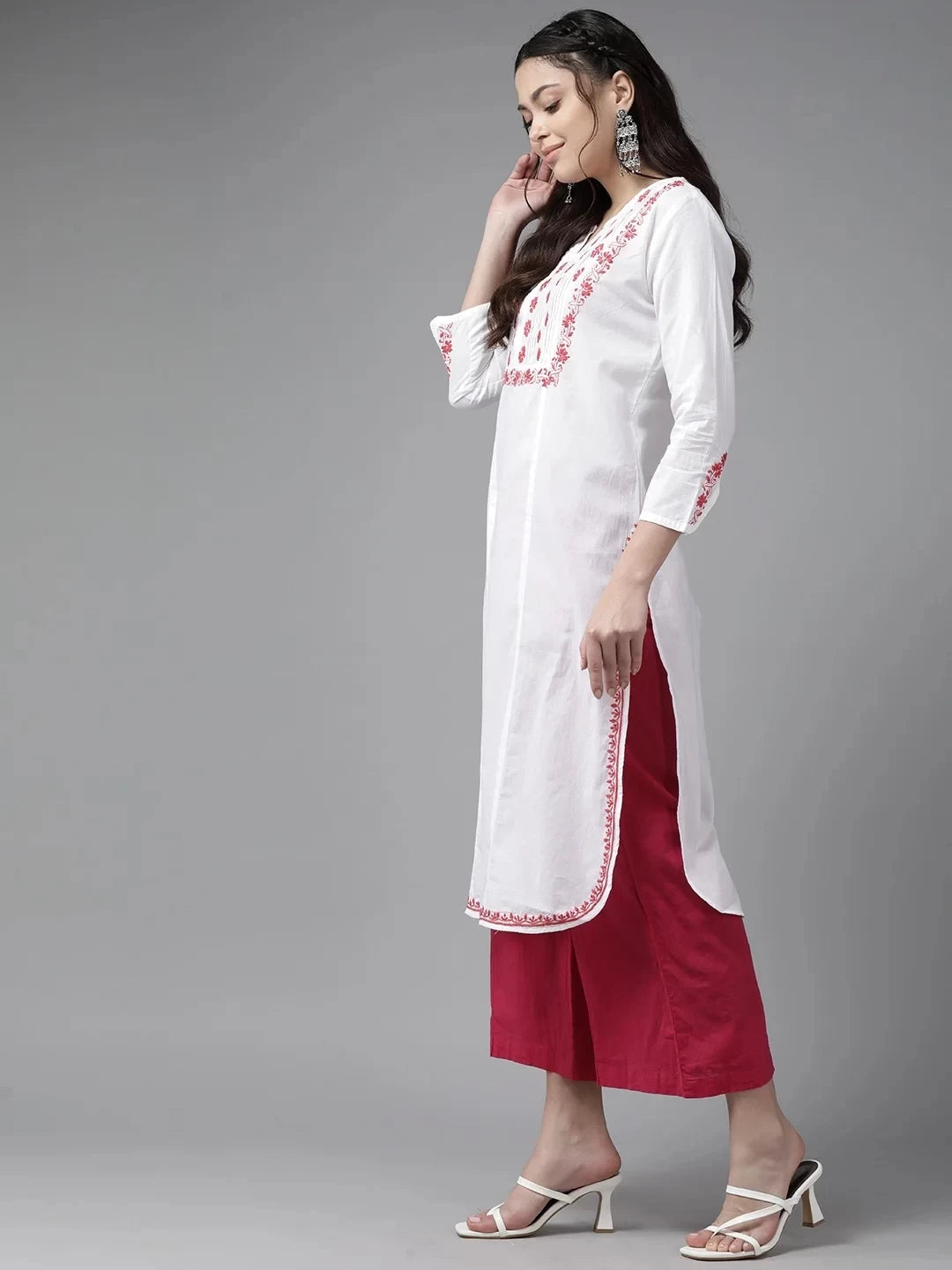 Ada Hand Embroidered White Cotton Lucknowi Chikankari Straight Kurta A411443