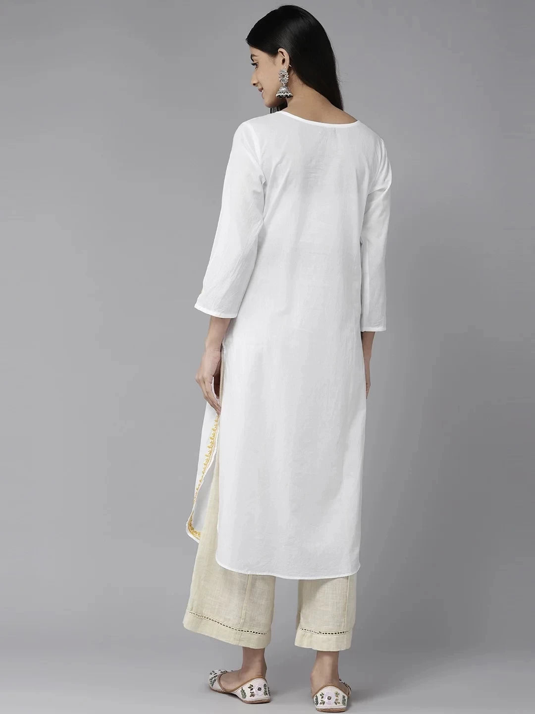 Ada Hand Embroidered White Cotton Lucknowi Chikankari Straight Kurta A411444