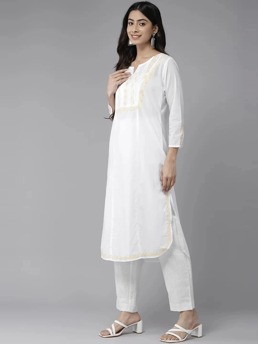 Ada Hand Embroidered White Cotton Lucknowi Chikankari Straight Kurta A411458