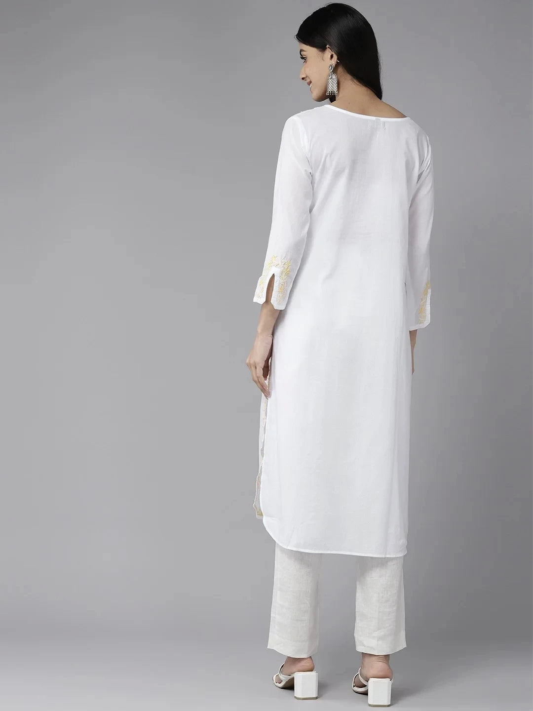 Ada Hand Embroidered White Cotton Lucknowi Chikankari Straight Kurta A411458