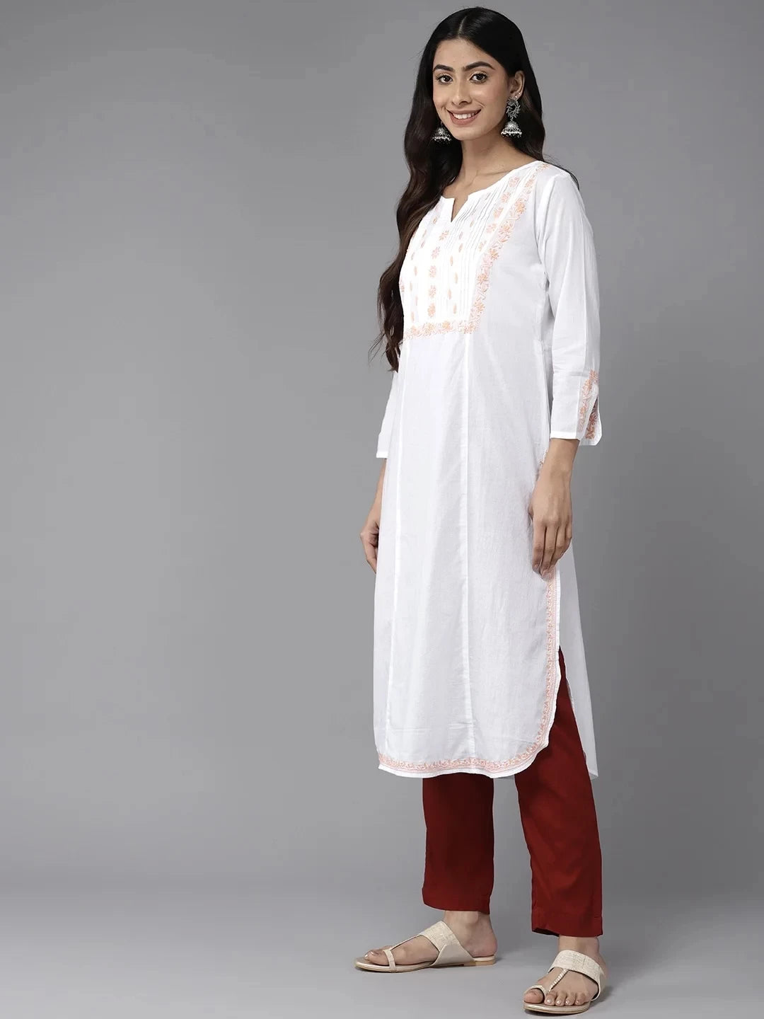 Ada Hand Embroidered White Cotton Lucknowi Chikankari Straight Kurta A411456