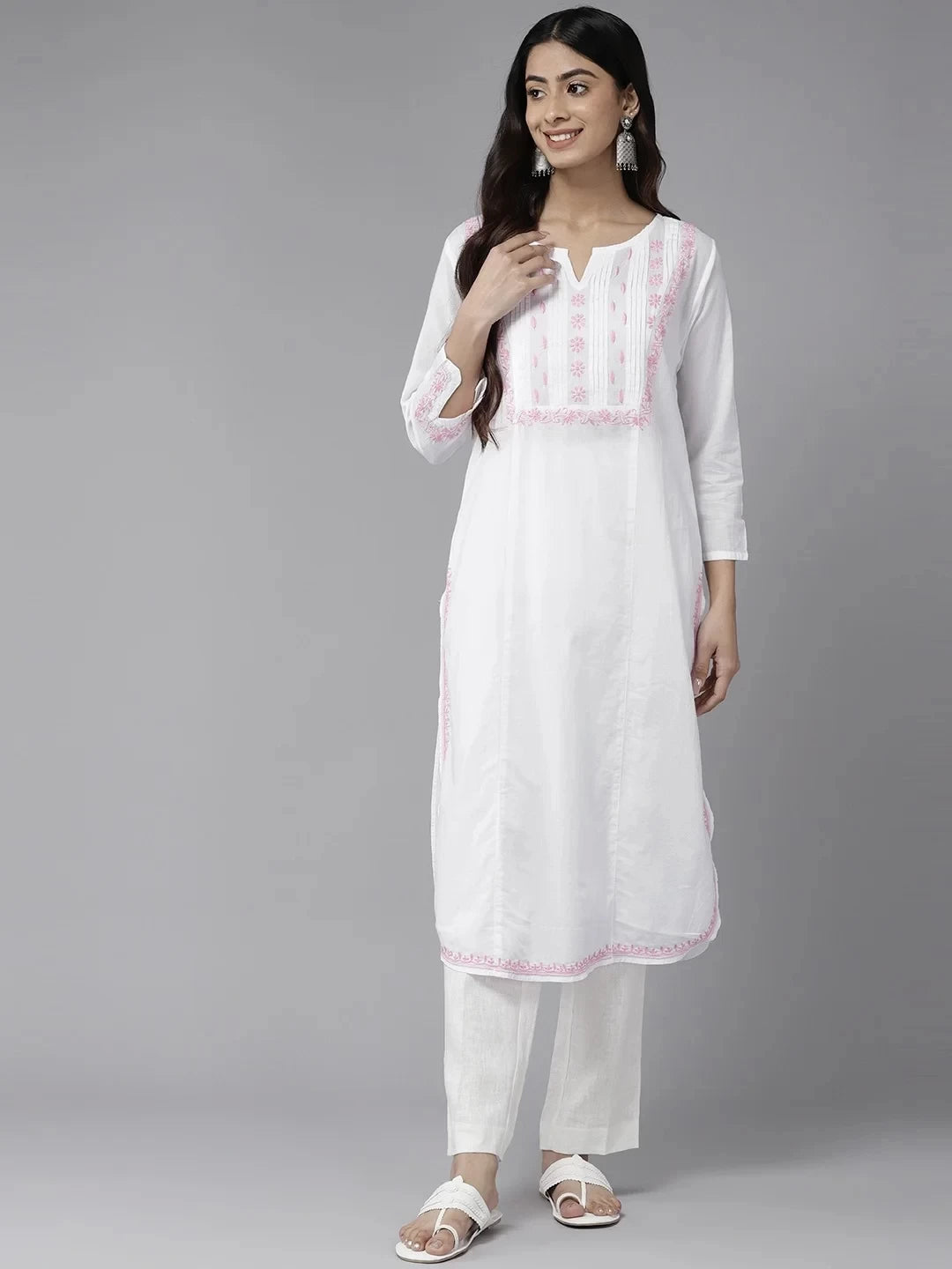 Ada Hand Embroidered White Cotton Lucknowi Chikankari Straight Kurta A411454