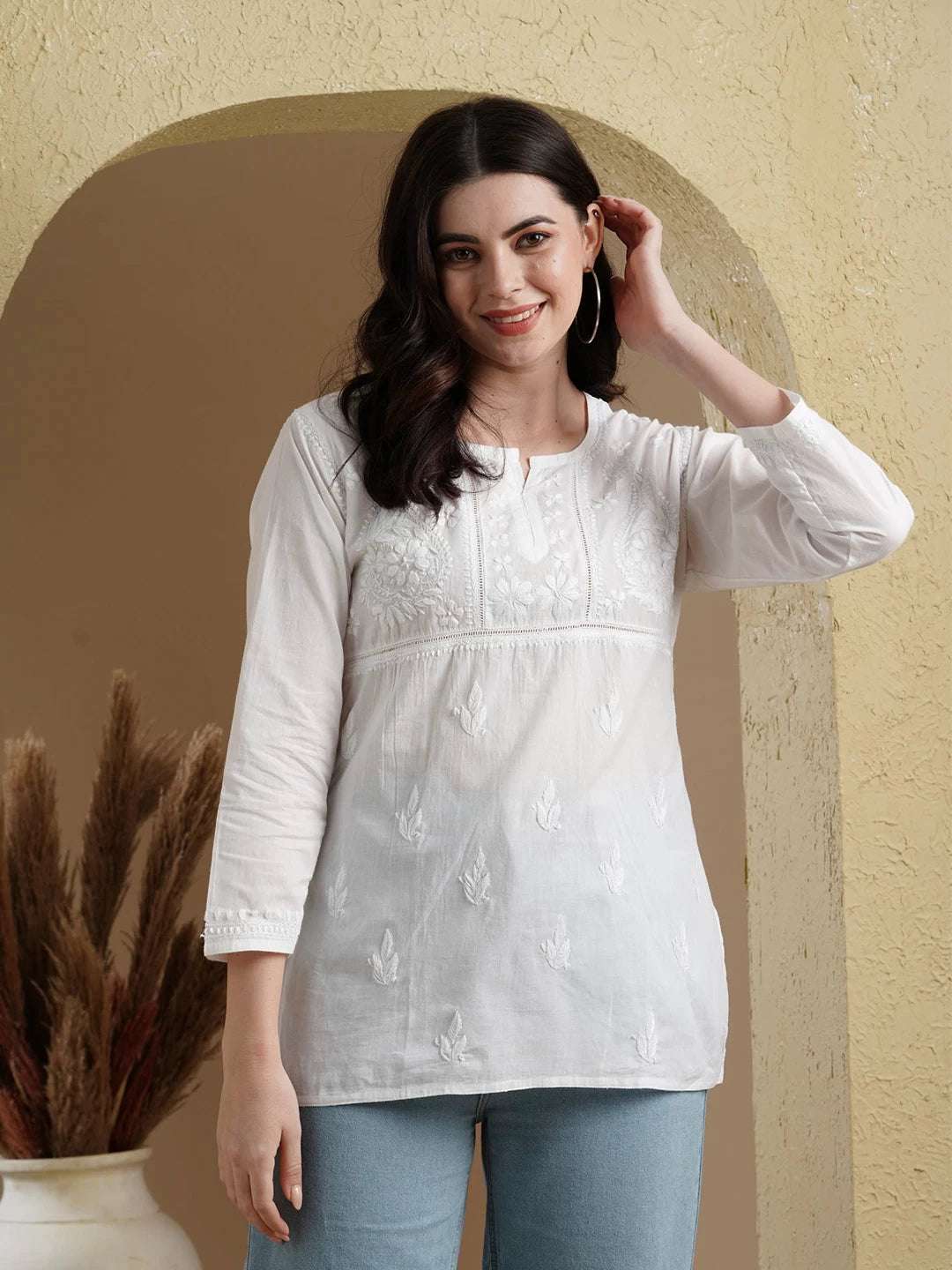 Ada Hand Embroidered White Cotton Lucknowi Chikankari Straight Kurti A100237