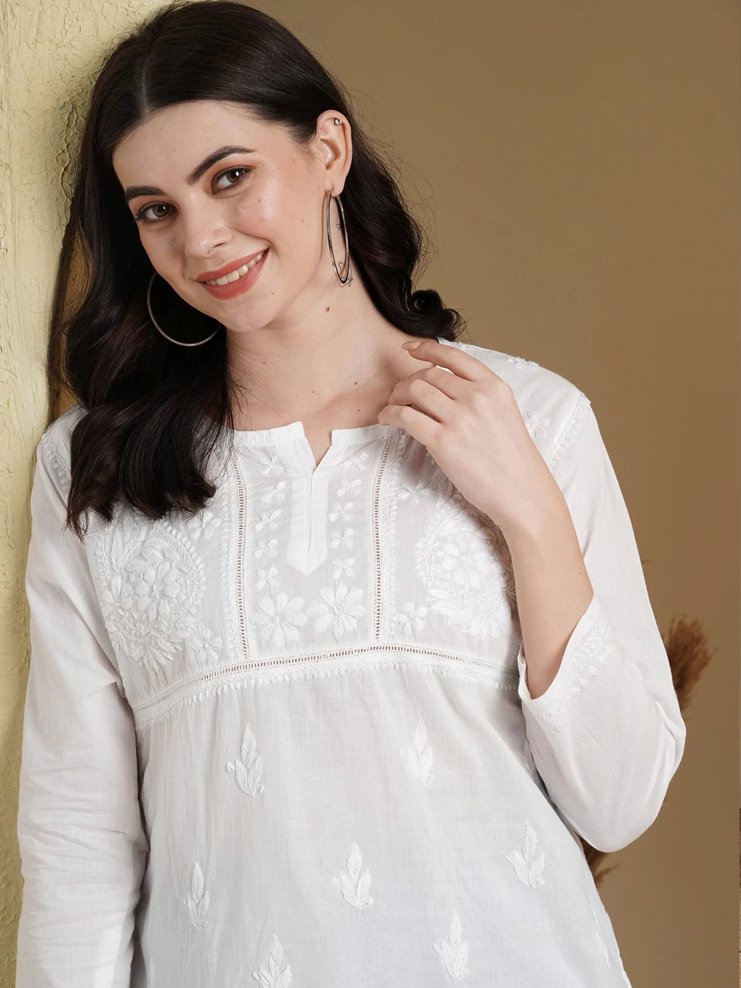 Ada Hand Embroidered White Cotton Lucknowi Chikankari Straight Kurti A100237