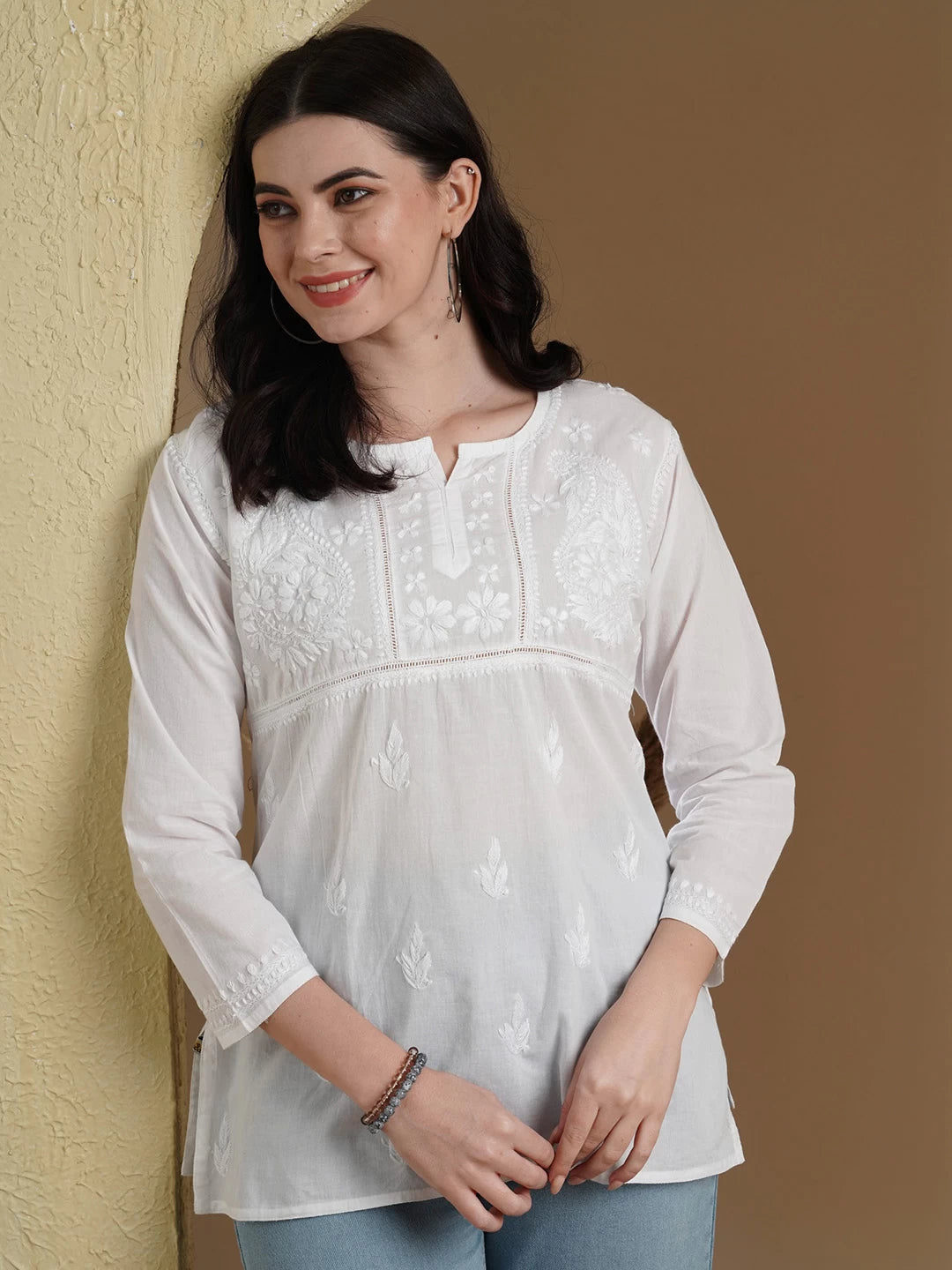 Ada Hand Embroidered White Cotton Lucknowi Chikankari Straight Kurti A100237