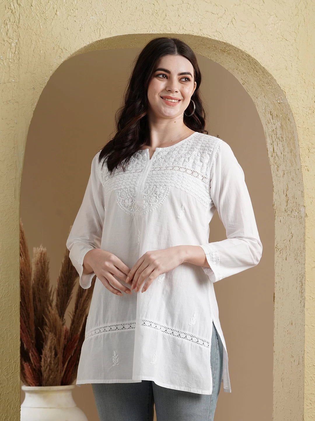 Ada Hand Embroidered White Cotton Lucknowi Chikankari Straight Kurti A100595