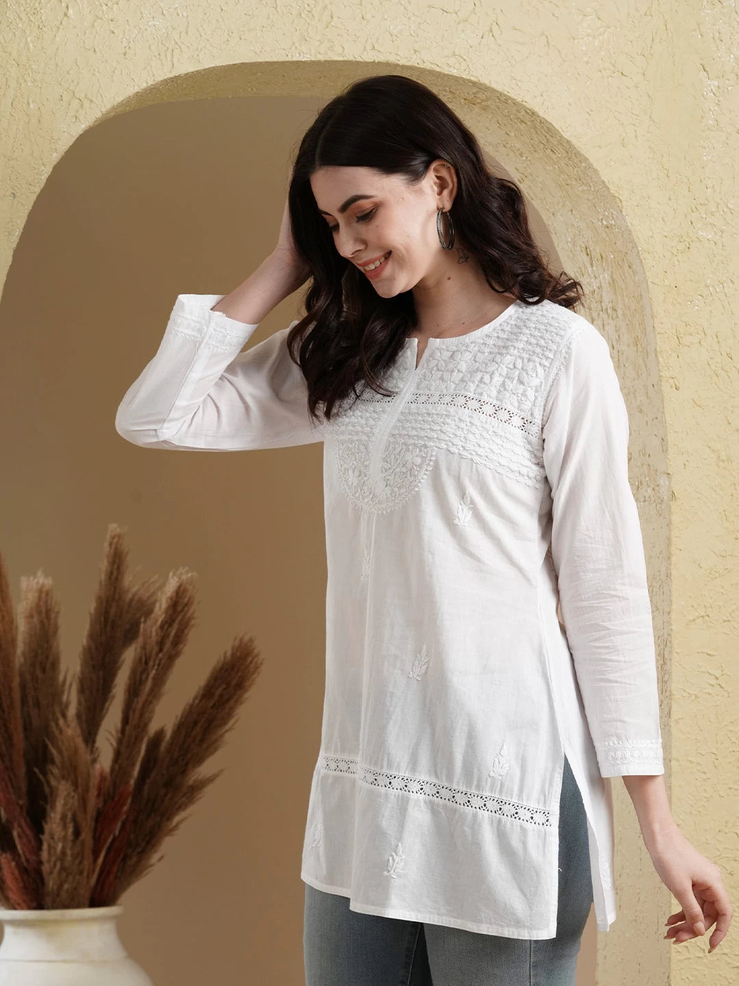 Ada Hand Embroidered White Cotton Lucknowi Chikankari Straight Kurti A100595
