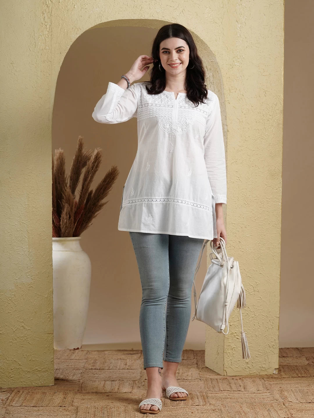 Ada Hand Embroidered White Cotton Lucknowi Chikankari Straight Kurti A100595