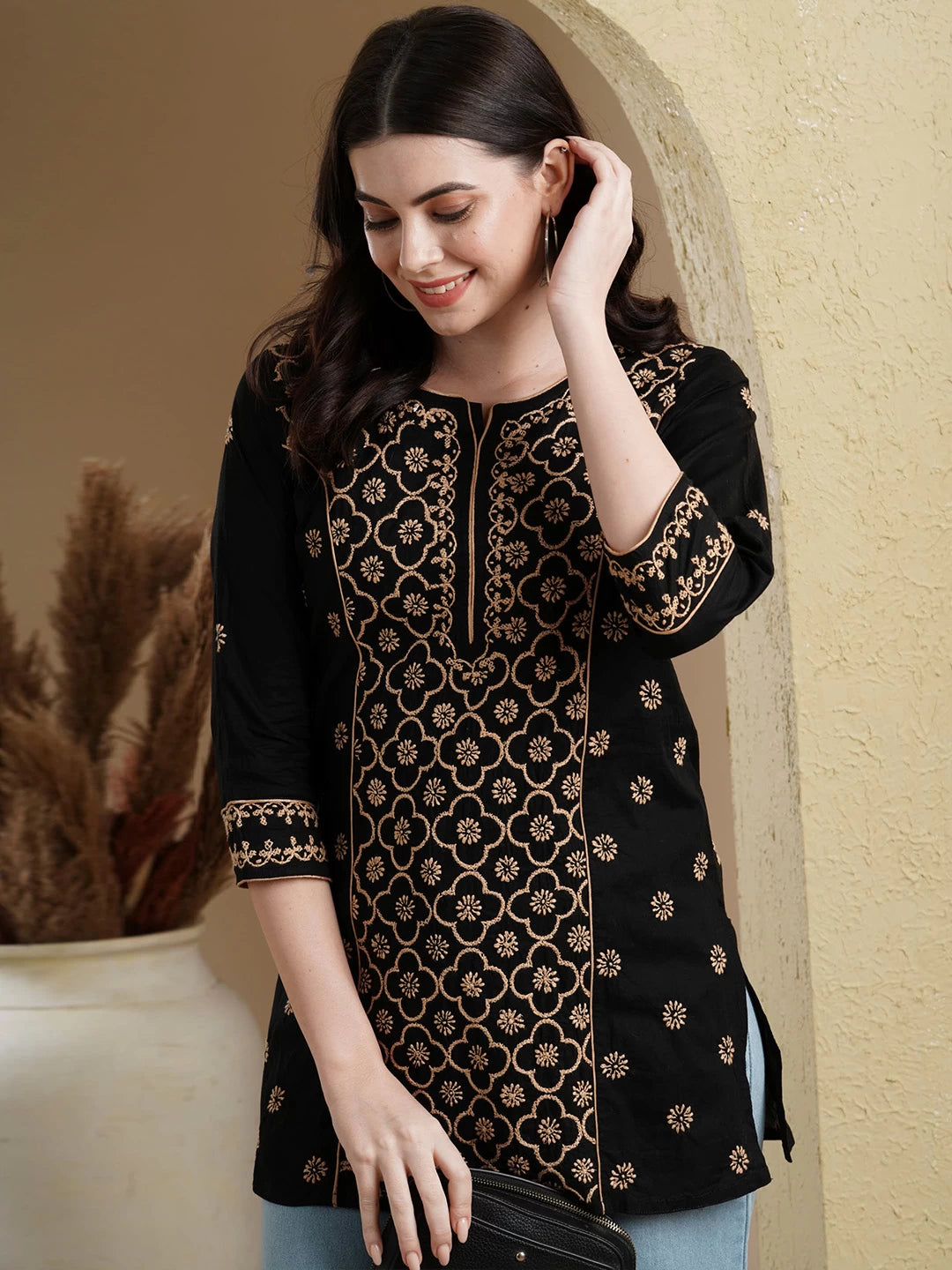 Ada Hand Embroidered Black Cotton Lucknowi Chikankari Straight Kurti A911381
