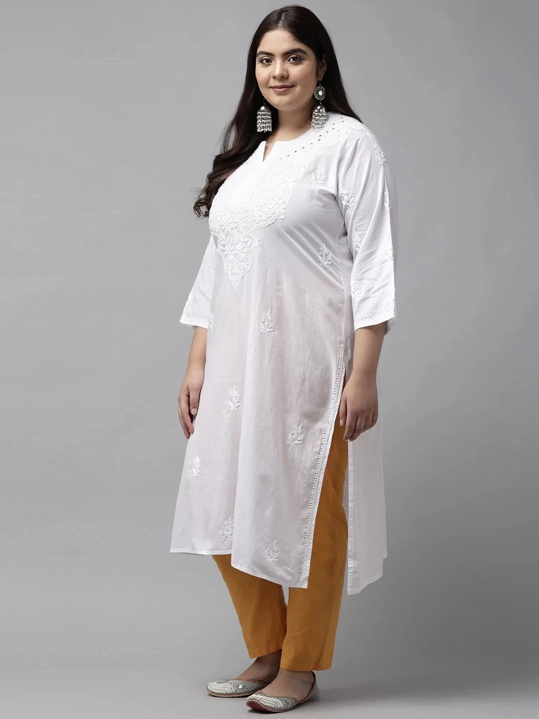 Ada Hand Embroidered White Cotton Lucknowi Chikankari Straight Kurta with Muqaish Work A411370
