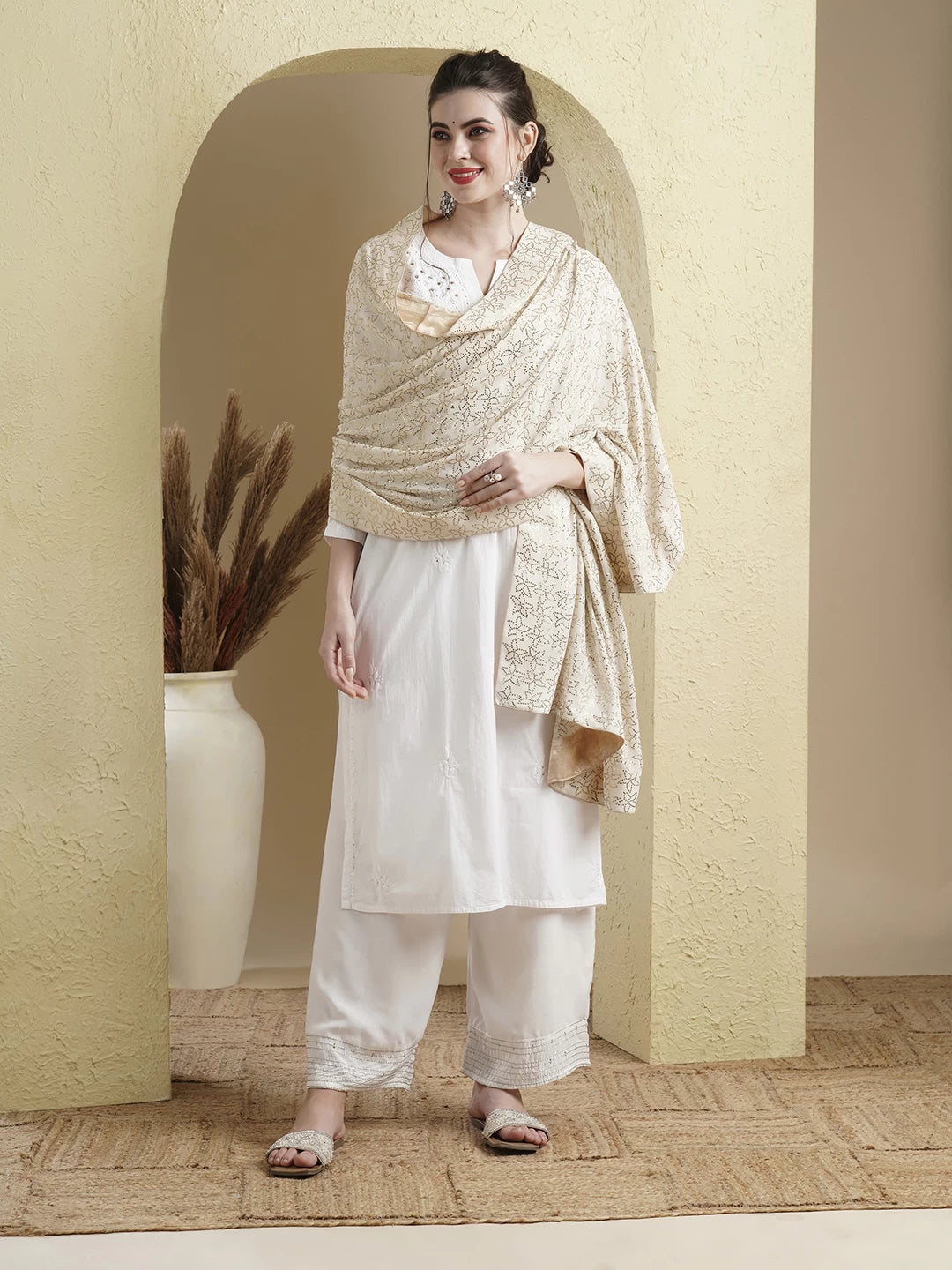 Ada Hand Embroidered Ivory Pure Georgette Dupatta With Muqaish Work A600698
