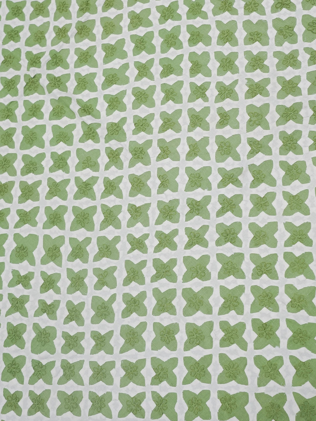 Ada Hand Embroidered White And Green Lucknowi Chikankari Bed Sheet With Pillow Cover Set 01A484078