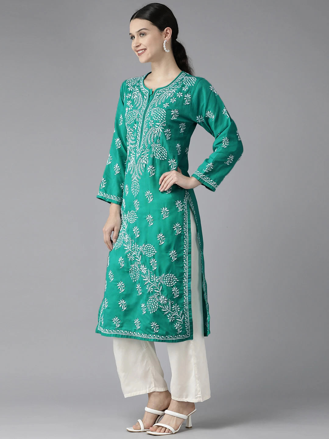 Ada Hand Embroidered Rama Green Cotton Lucknowi Chikankari Straight Kurta A411415
