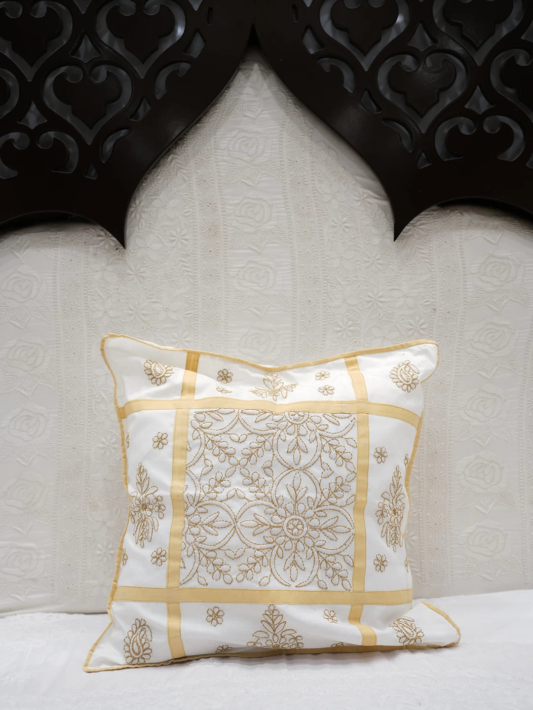 Ada Hand Embroidered White Cotton Lucknowi Chikankari Cushion Cover 01A466406