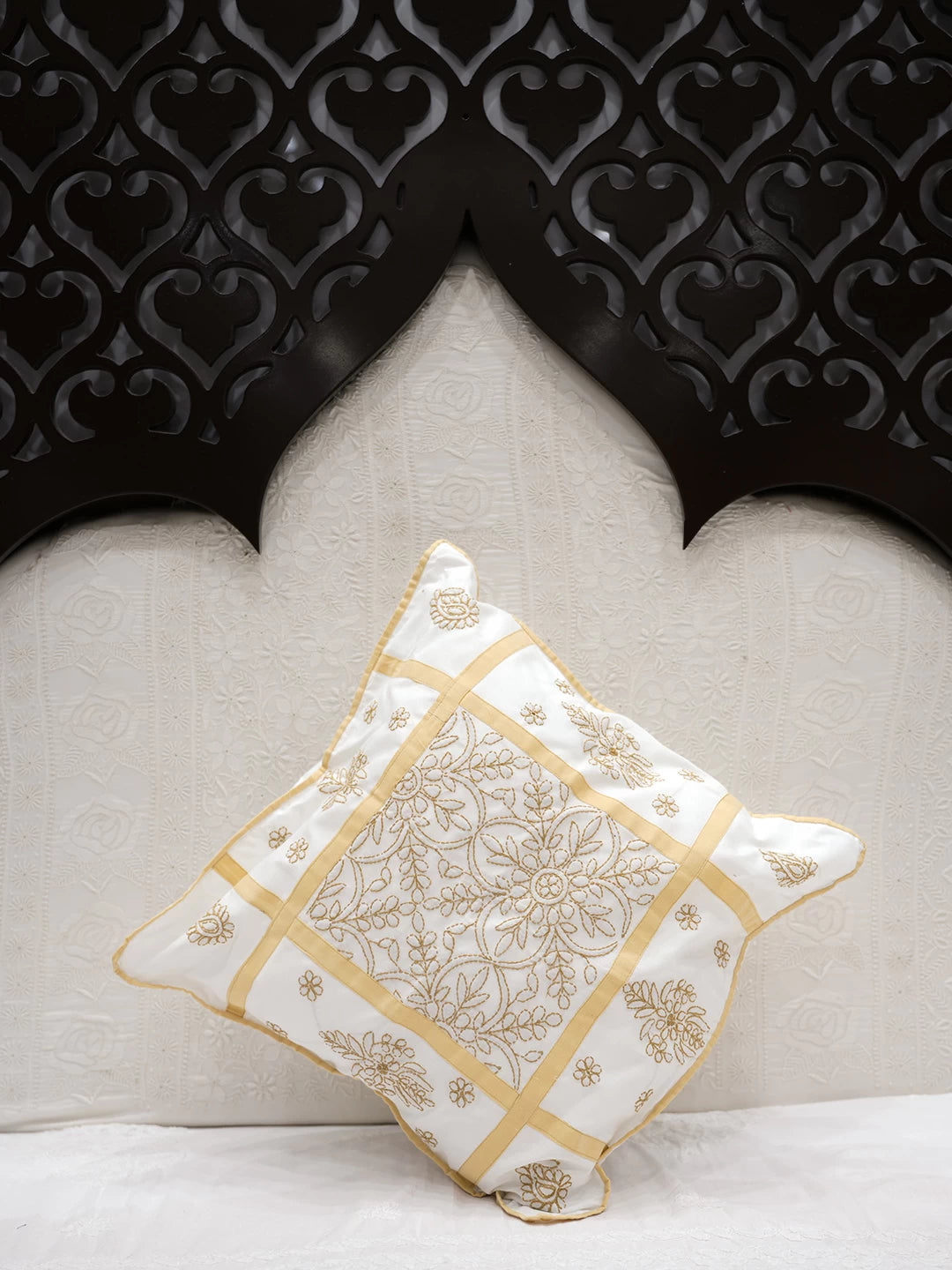 Ada Hand Embroidered White Cotton Lucknowi Chikankari Cushion Cover 01A466406