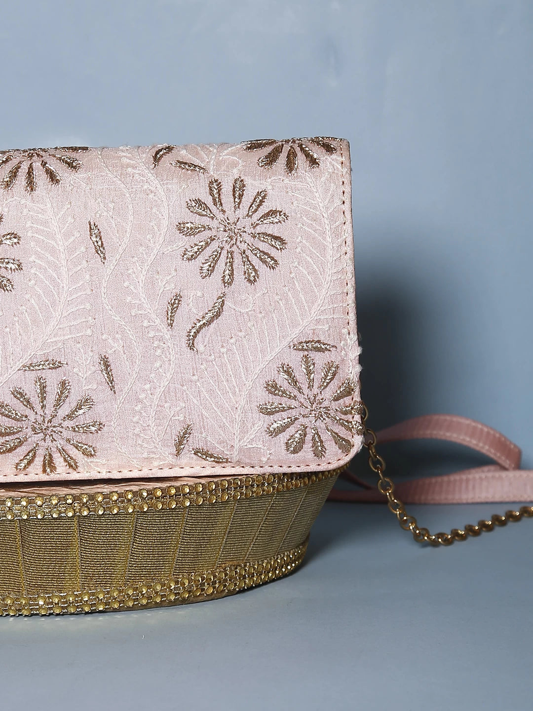 Ada Hand Embroidered Blush Pink Silk Lucknowi Chikankari Clutch With Zari Work 01A499123