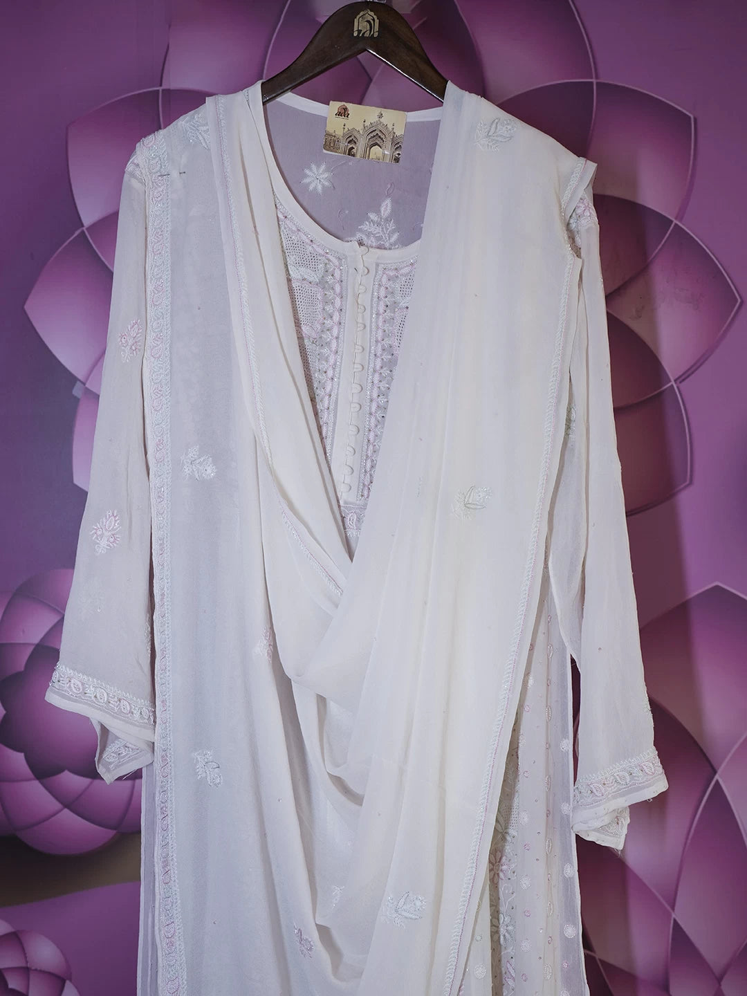 Ada Hand Embroidered White Pure Georgette Lucknowi Chikankari Semi-Stitched Anarkali Kurta Dupatta Set With Pearl Work 01A376942