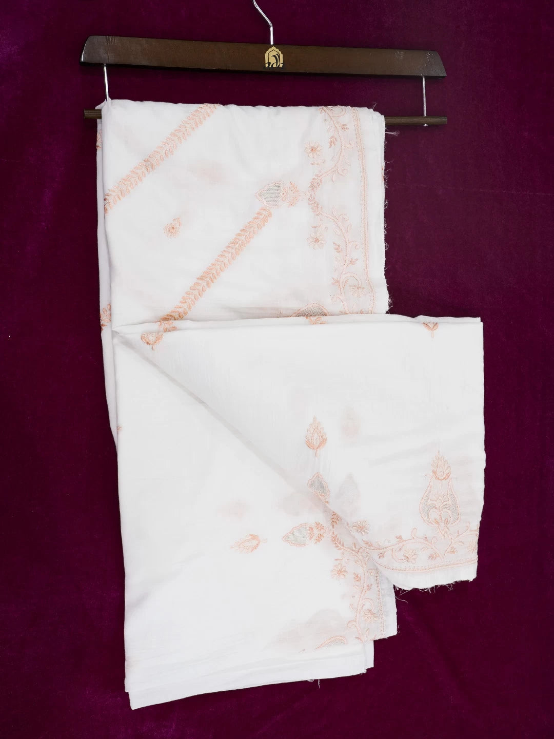 Ada Hand Embroidered White Cotton Lucknowi Chikankari Saree/Blouse With Zari Work 01A494481