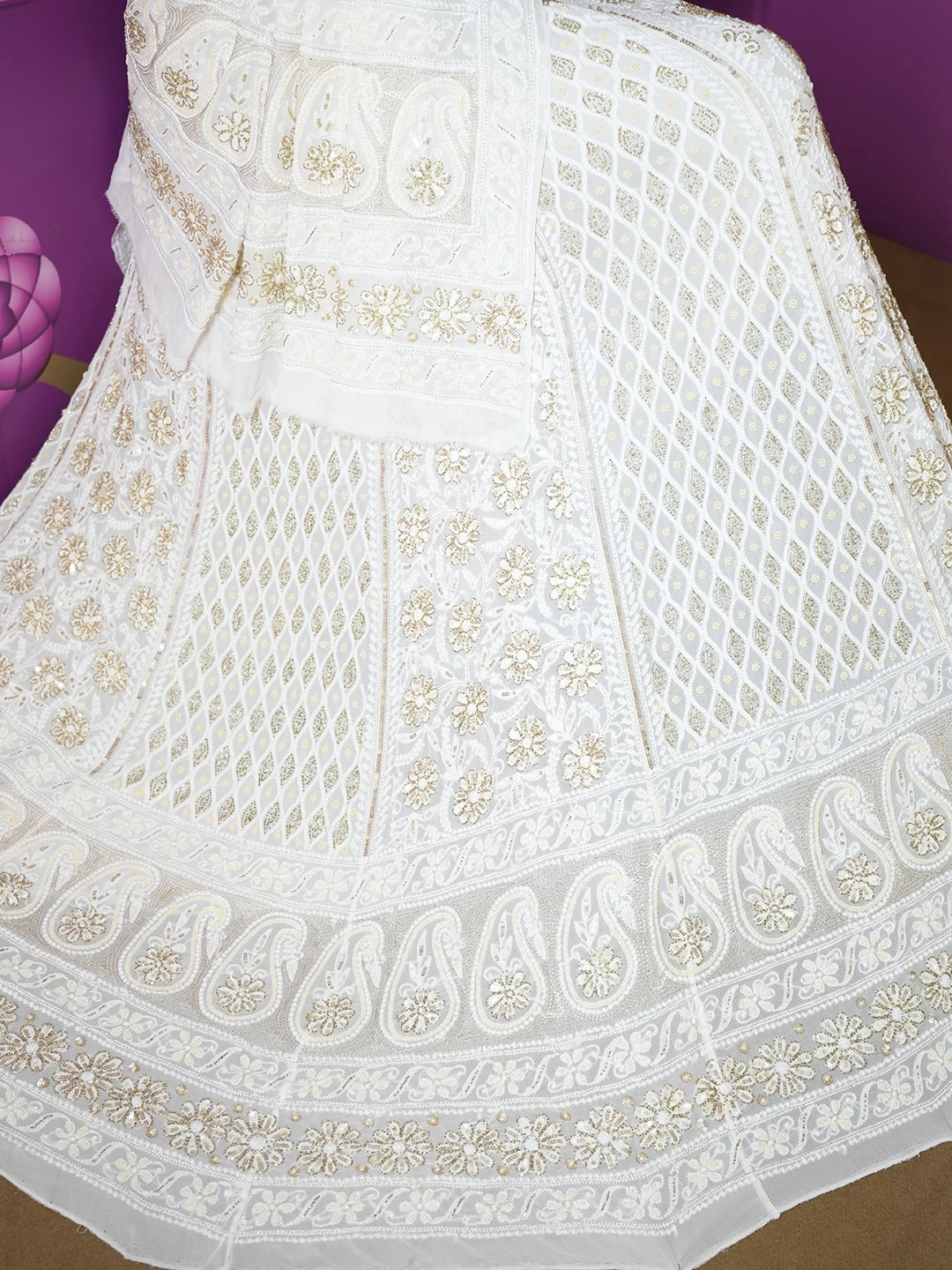 Ada Hand Embroidered White Pure Georgette Lucknowi Chikankari Lehenga Set With Zari Work 01A482621