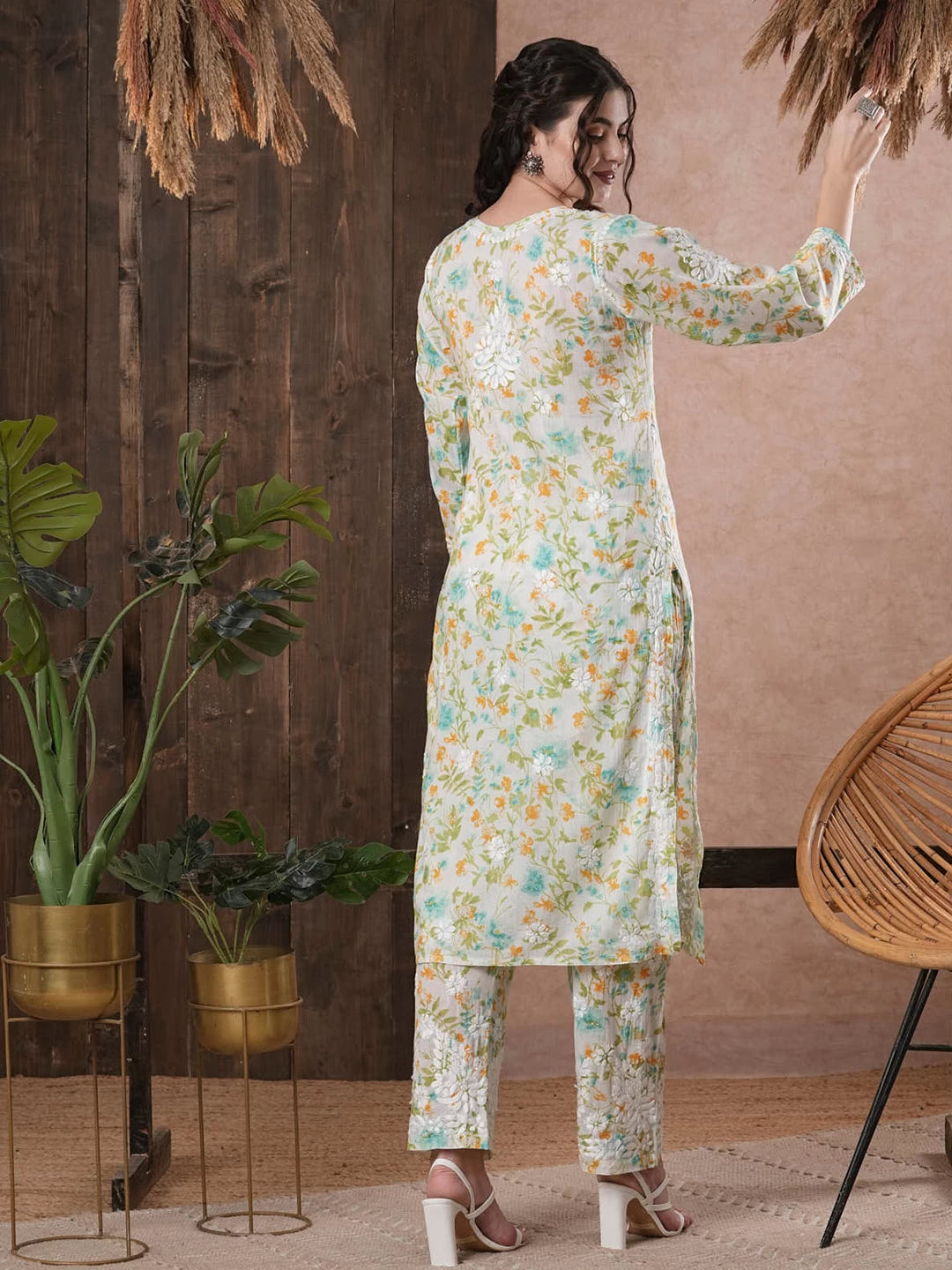 Ada Hand Embroidered White cotton Lucknowi Chikankari Co-Ord Set A811244