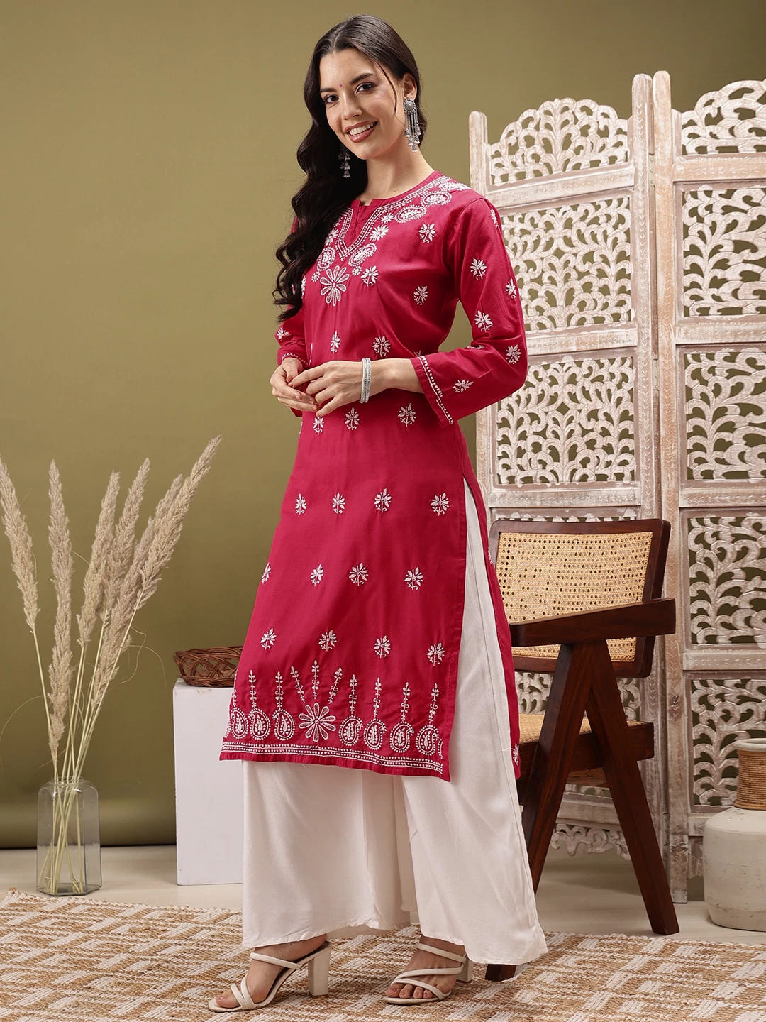 Ada Hand Embroidered Magenta Cotton Lucknowi Chikankari Straight Kurta A411530