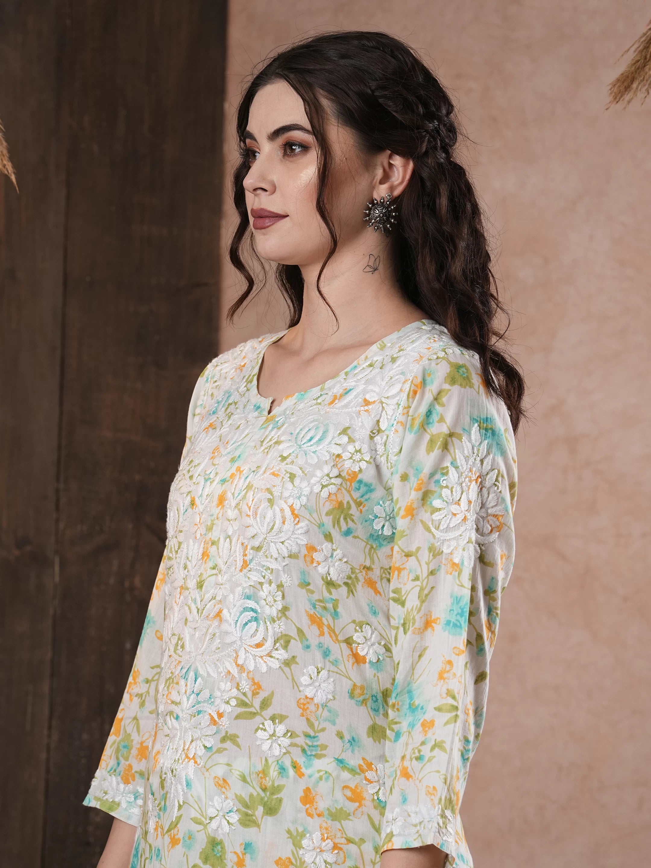 Ada Hand Embroidered White cotton Lucknowi Chikankari Co-Ord Set A811244
