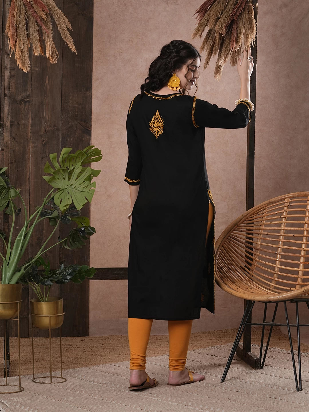 Ada Hand Embroidered Black Cotton Lucknowi Chikankari Straight Kurta A411191