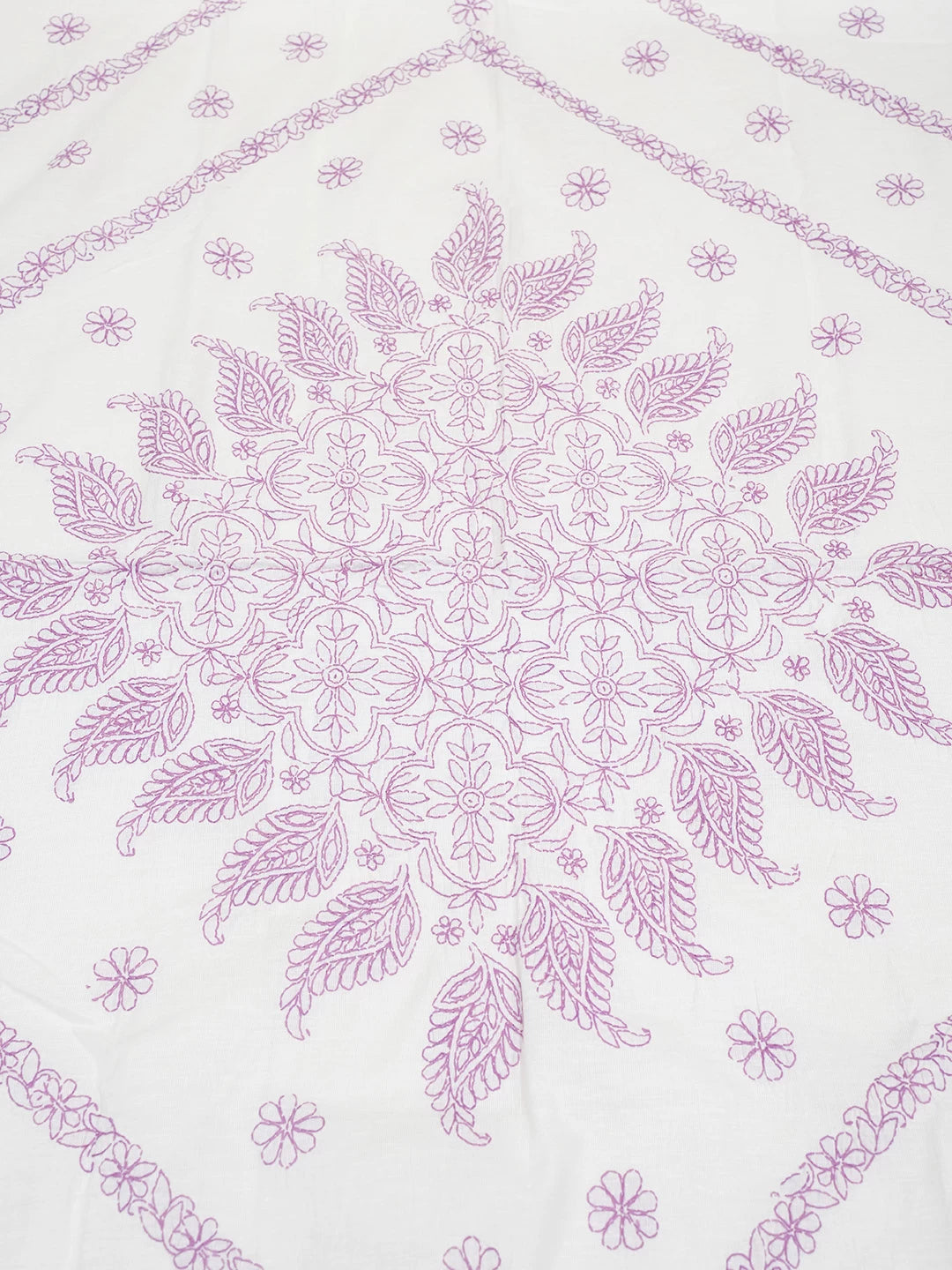 Ada Hand Embroidered White Cotton Lucknowi Chikankari Bed Sheet With Pillow And Cushion Cover Set 01A534141