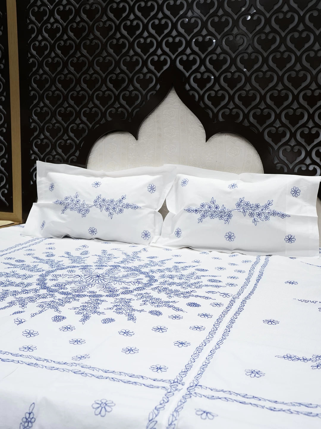 Ada Hand Embroidered White Cotton Lucknowi Chikankari Bed Sheet With Pillow And Cushion Cover Set 01A534137