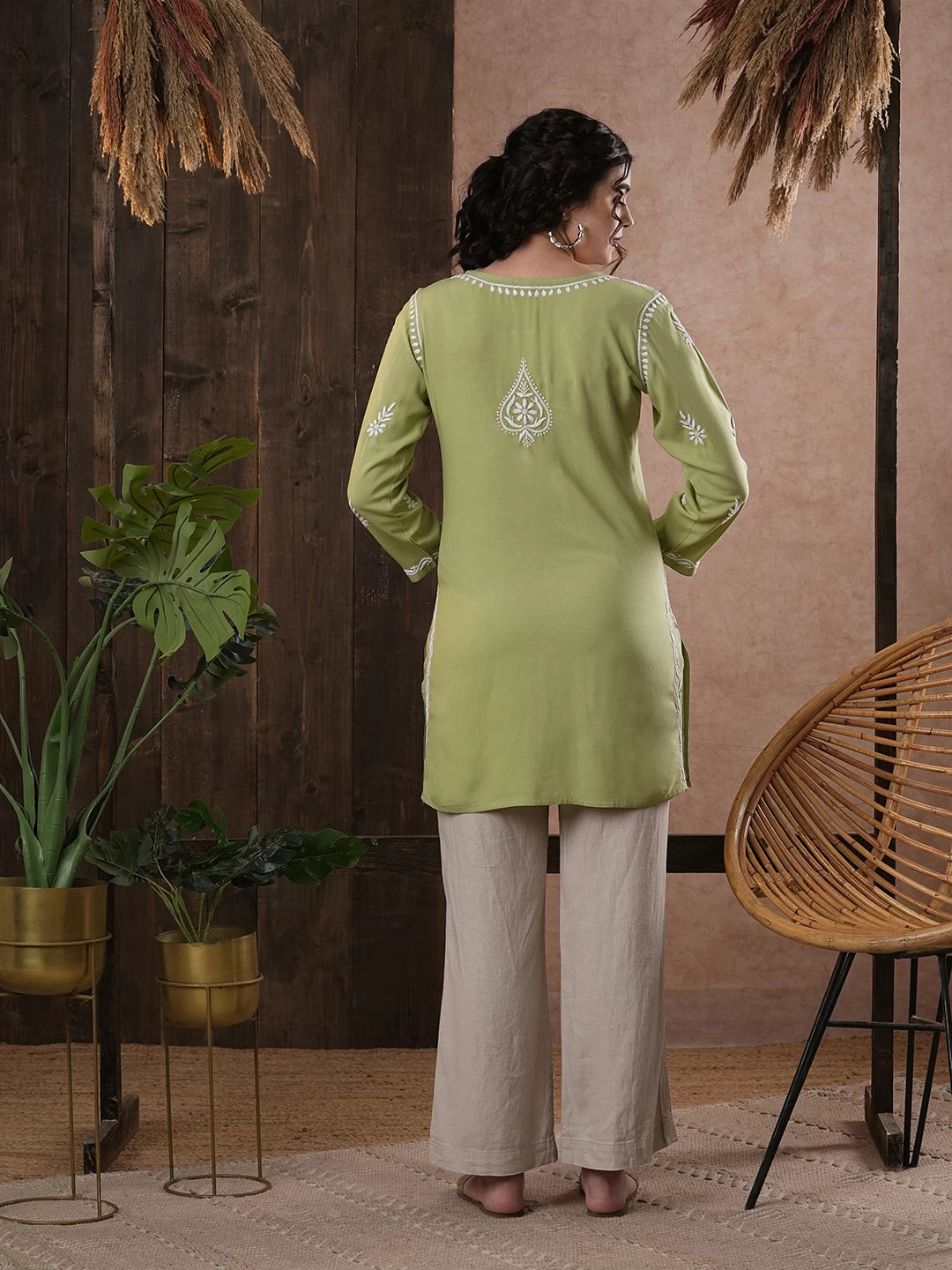 Ada Hand Embroidered Green Rayon Lucknowi Chikankari Short Kurti A911393