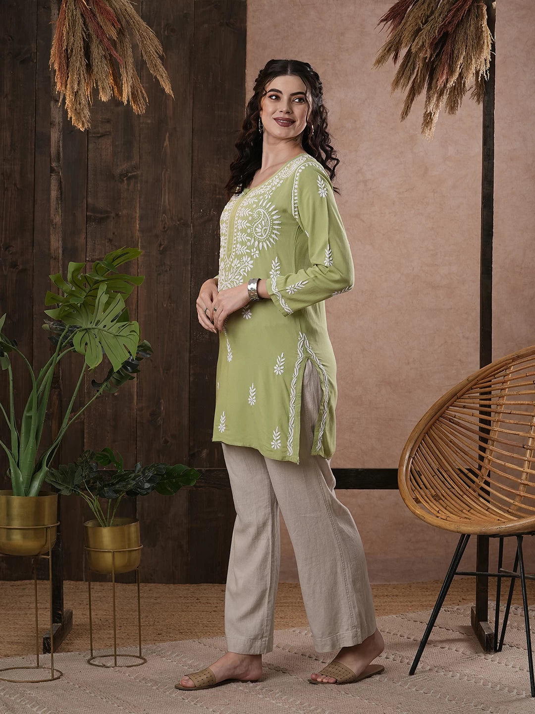 Ada Hand Embroidered Green Rayon Lucknowi Chikankari Short Kurti A911393