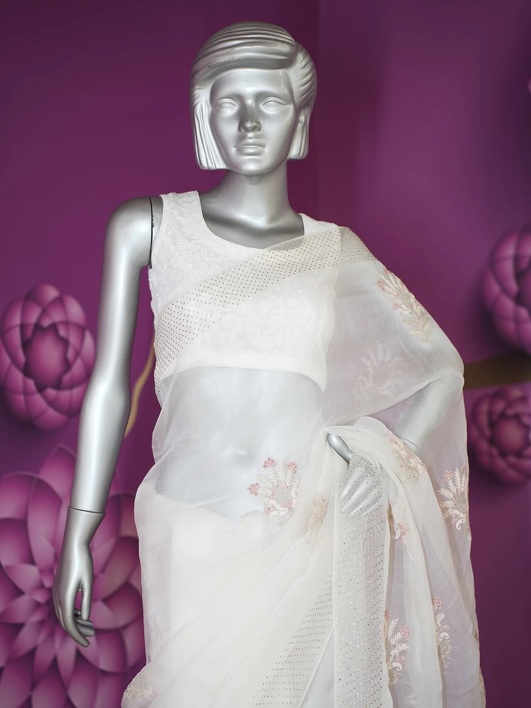 Ada Hand Embroidered Off White Organza Lucknowi Chikankari Saree With Blouse And Muqaish Work 01A483410