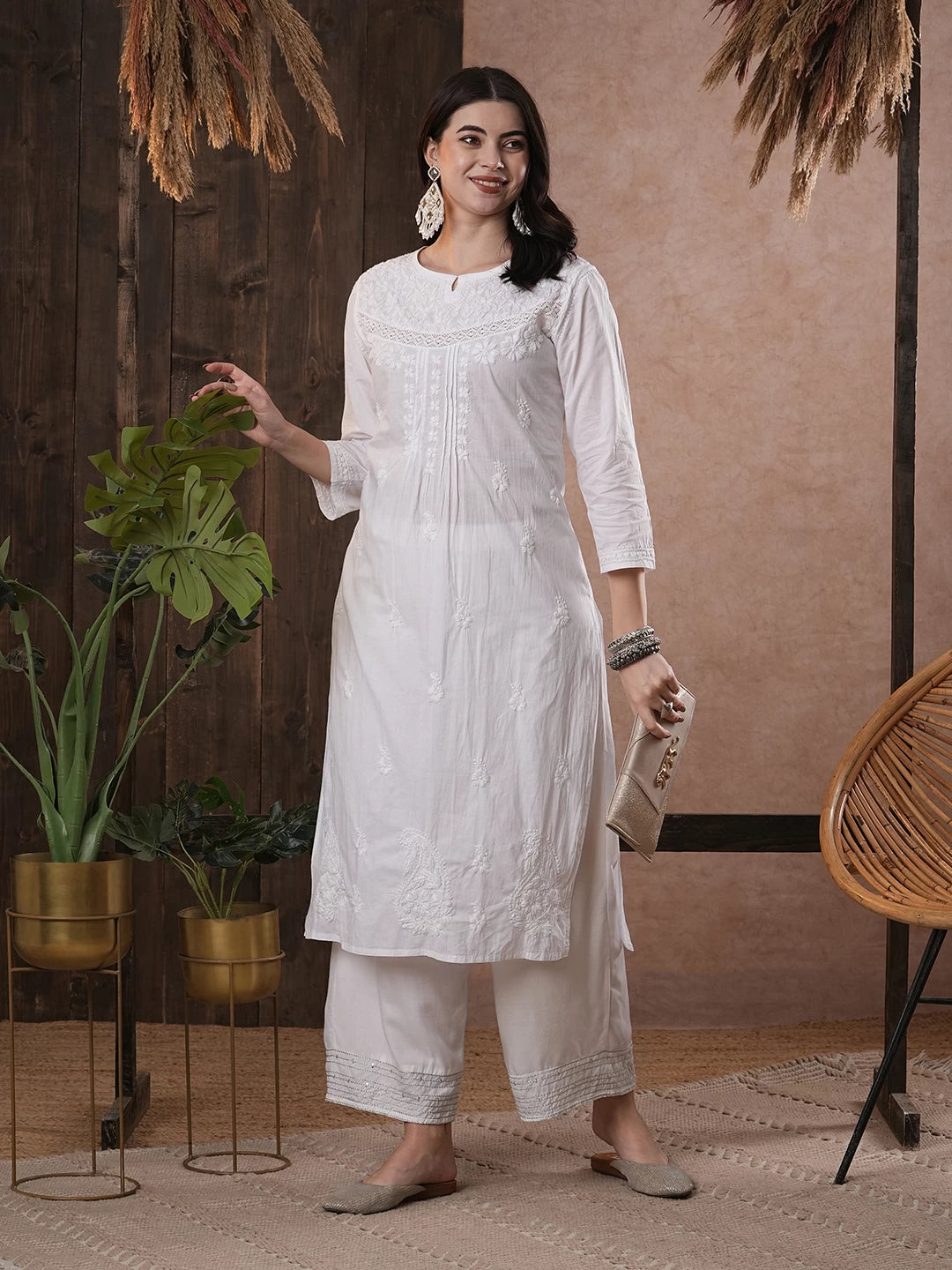 Ada Hand Embroidered White Cotton Lucknowi Chikankari Straight Kurta A332395