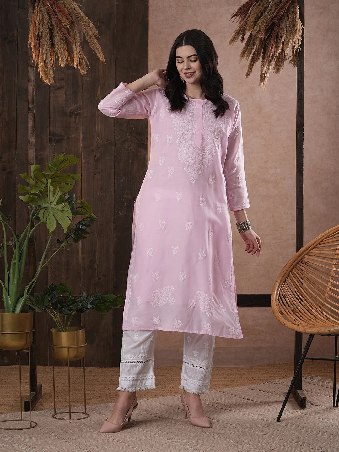 Ada Hand Embroidered Pink Cotton Lucknowi Chikankari Straight Kurta A100290