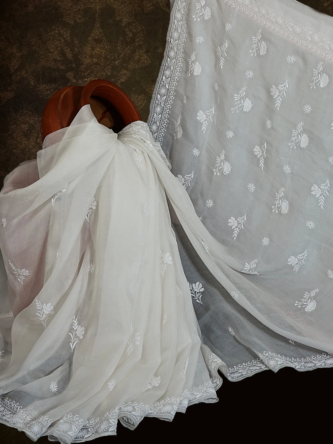 Ada Hand Embroidered Ivory Organza Lucknowi Chikankari Saree With Blouse 01A521393