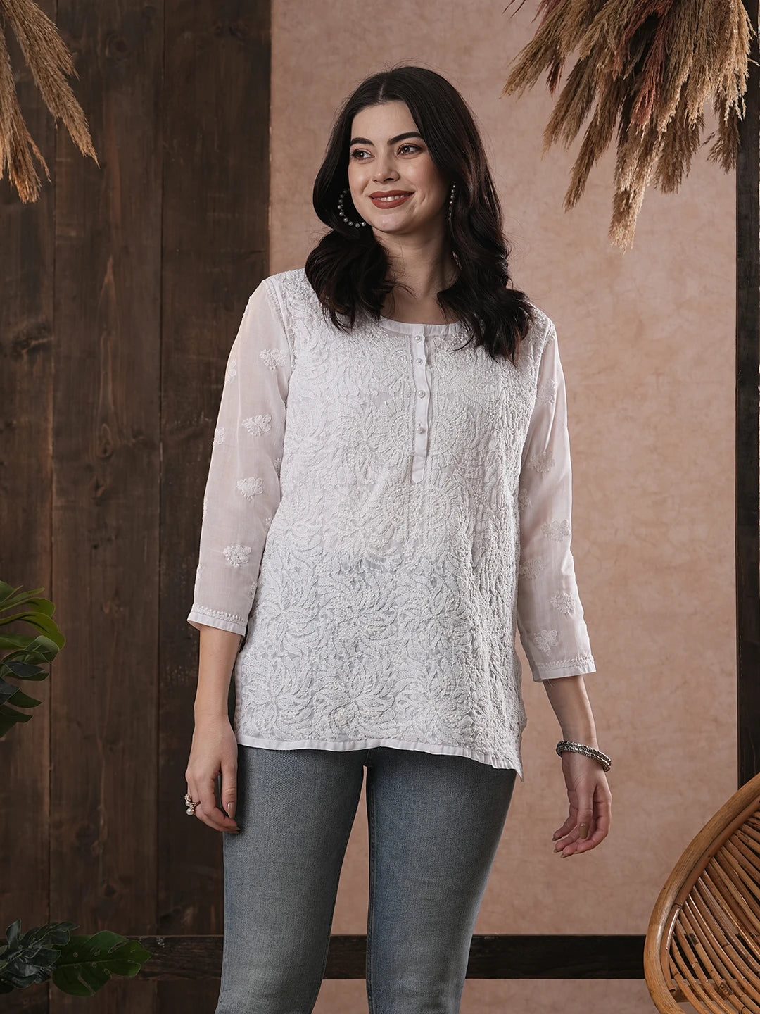 Ada Hand Embroidered White Cotton Lucknowi Chikankari Straight Kurti A100230