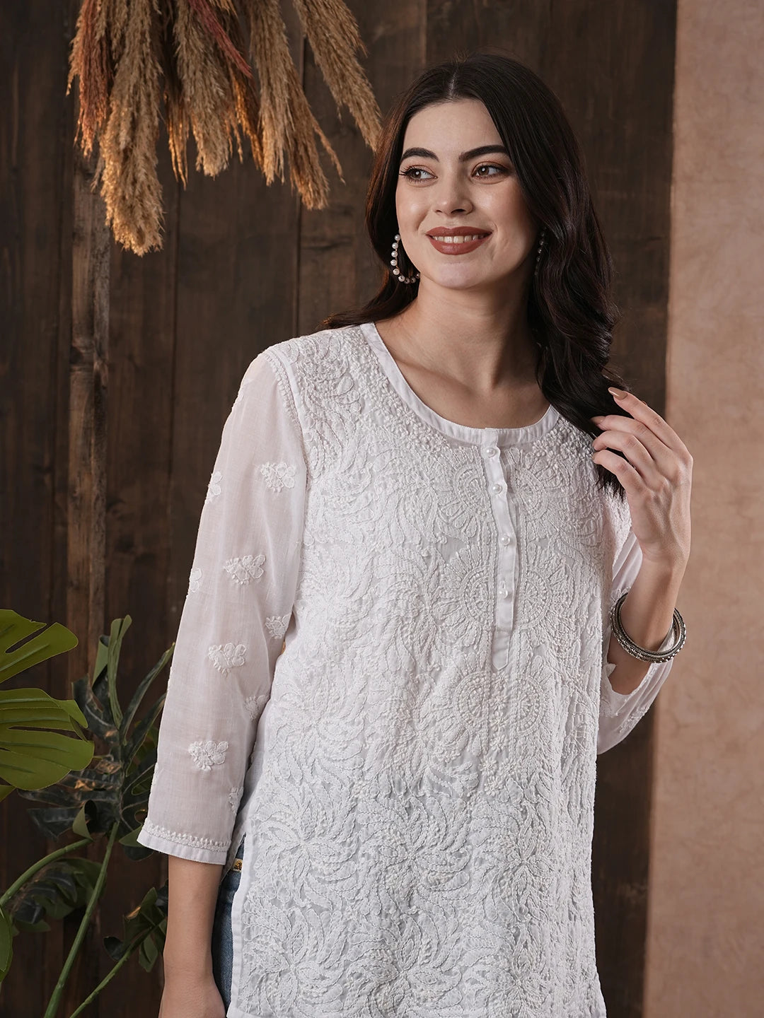 Ada Hand Embroidered White Cotton Lucknowi Chikankari Straight Kurti A100230