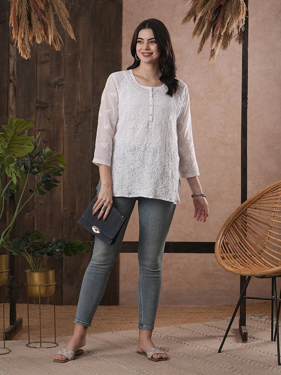 Ada Hand Embroidered White Cotton Lucknowi Chikankari Straight Kurti A100230