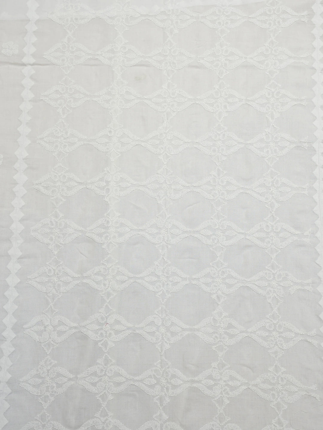 Ada Hand Embroidered White Cotton Lucknowi Chikankari Bed Sheet With Pillow And Cushion Cover Set 01A408892
