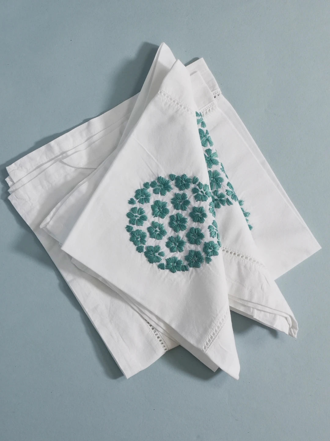 Ada Hand Embroidered White Cotton Lucknowi Chikan Napkin Set 01A495238