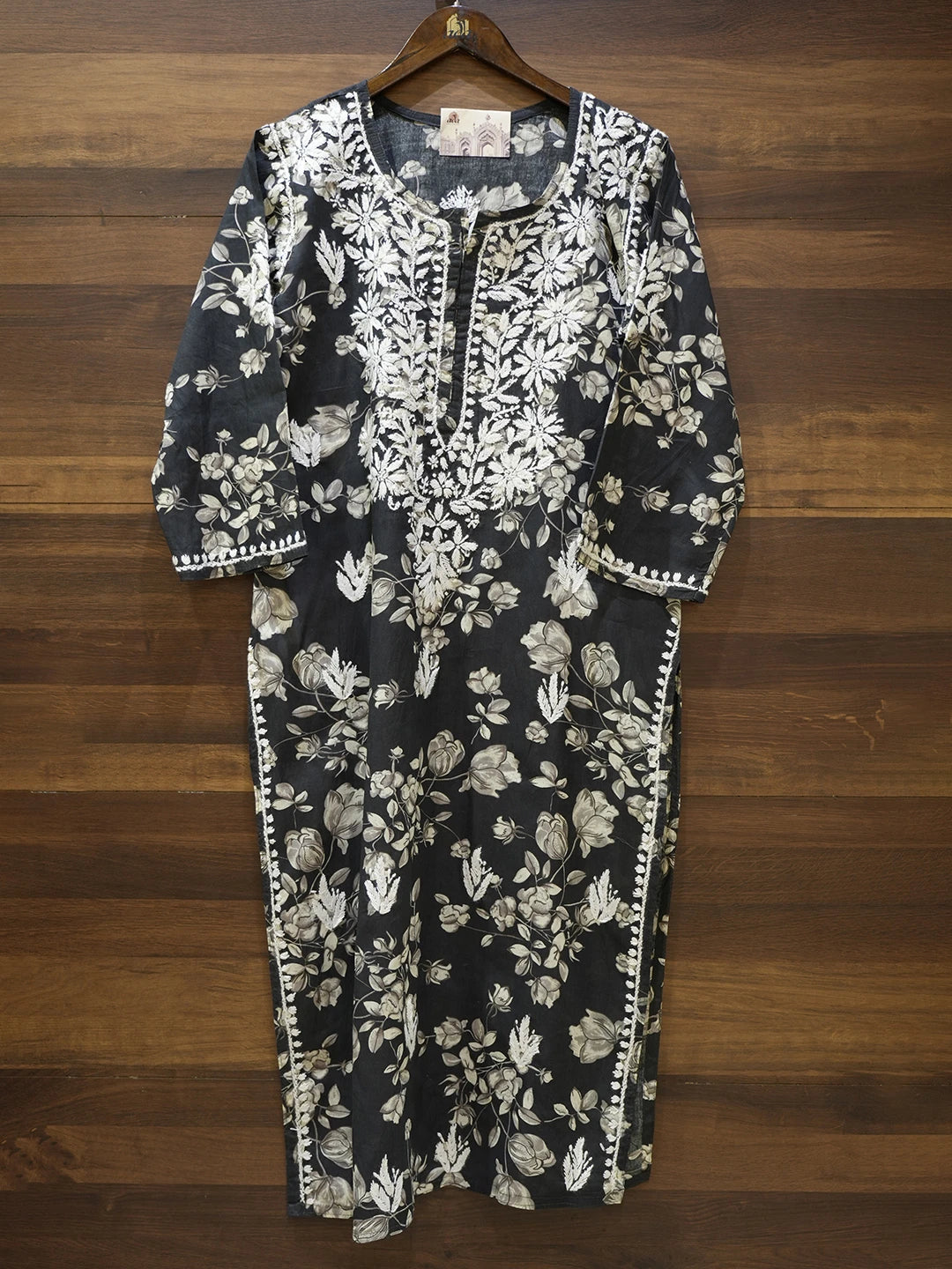 Ada Hand Embroidered Black Cotton Lucknowi Chikankari Straight Kurta A411558