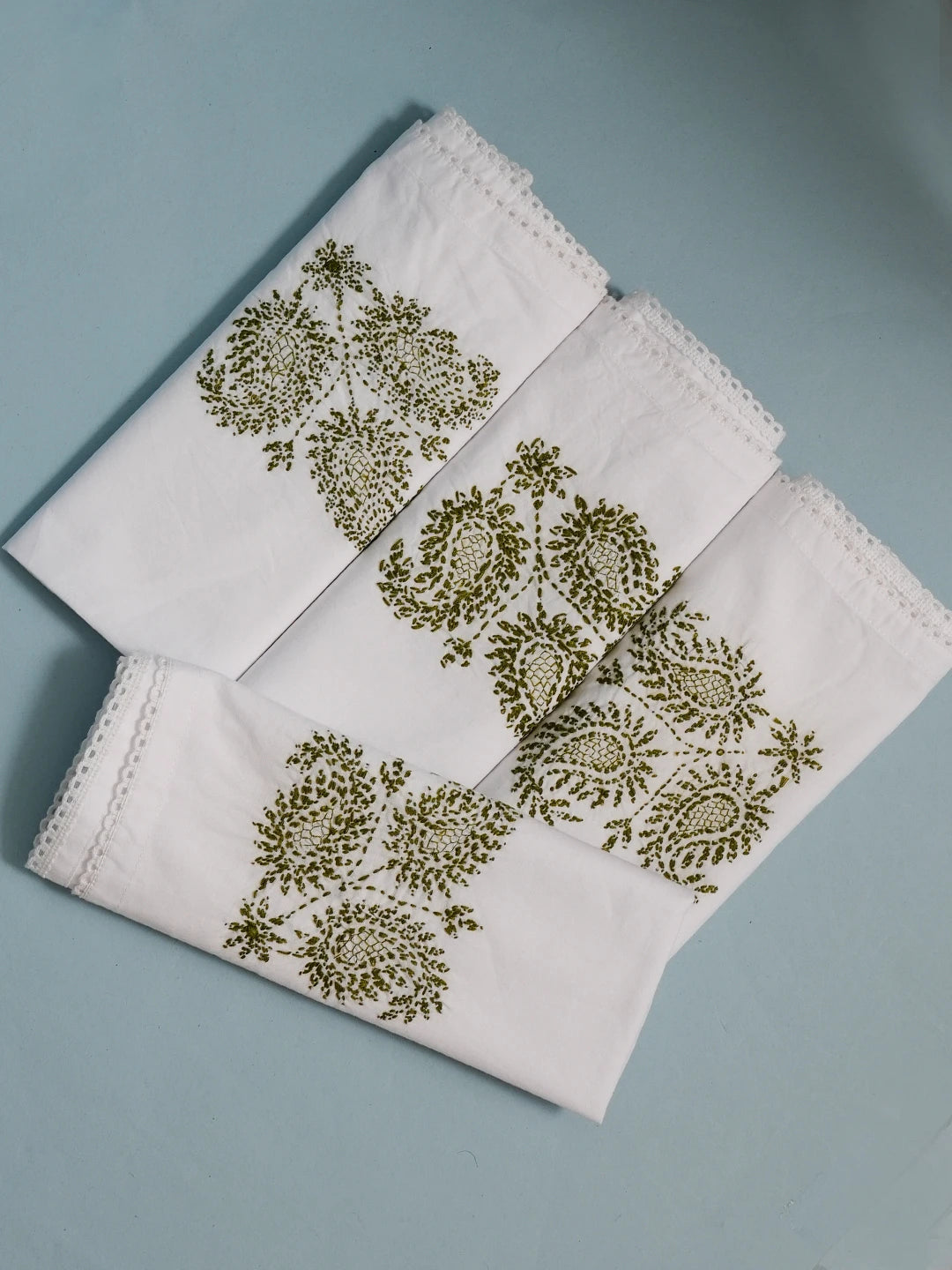 Ada Hand Embroidered White Cotton Lucknowi Chikankari Napkin Set 01A507458