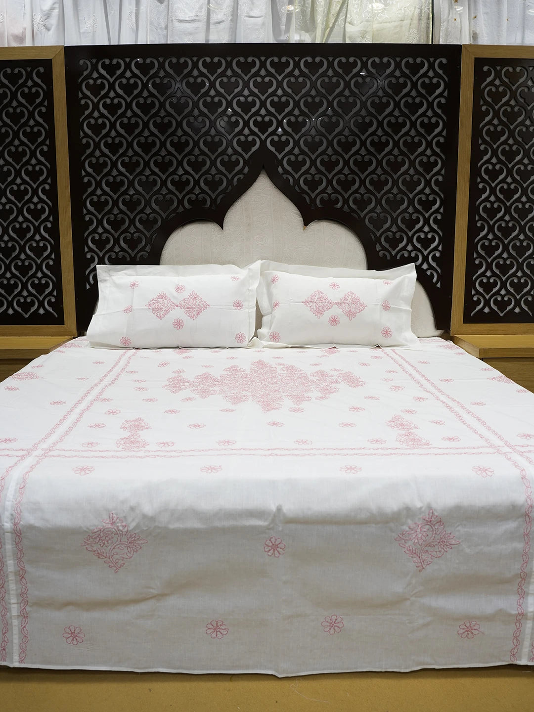 Ada Hand Embroidered White Cotton Lucknowi Chikankari Bed Sheet With Pillow And Cushion Cover Set 01A442684