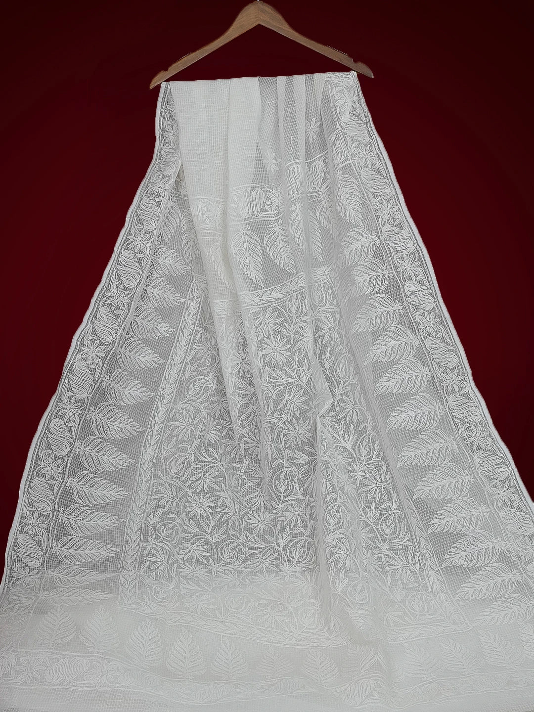 Ada Hand Embroidered White Kota Lucknowi Chikankari Saree With Blouse 01A525464
