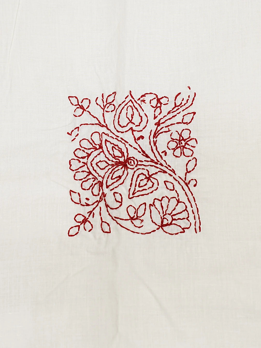 Ada Hand Embroidered White Cotton Lucknowi Chikankari Bed Sheet With Pillow And Cushion Cover Set 01A534142